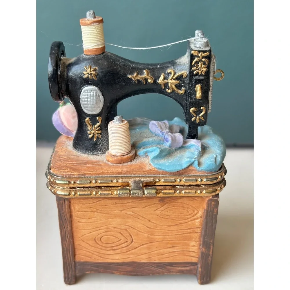 San Francisco Music Box Co Sewing Machine Trinket Box My Favorite Things 267487